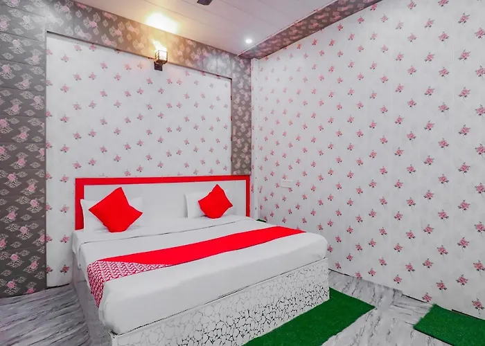 Super Oyo 78775 Yamnotri Dham