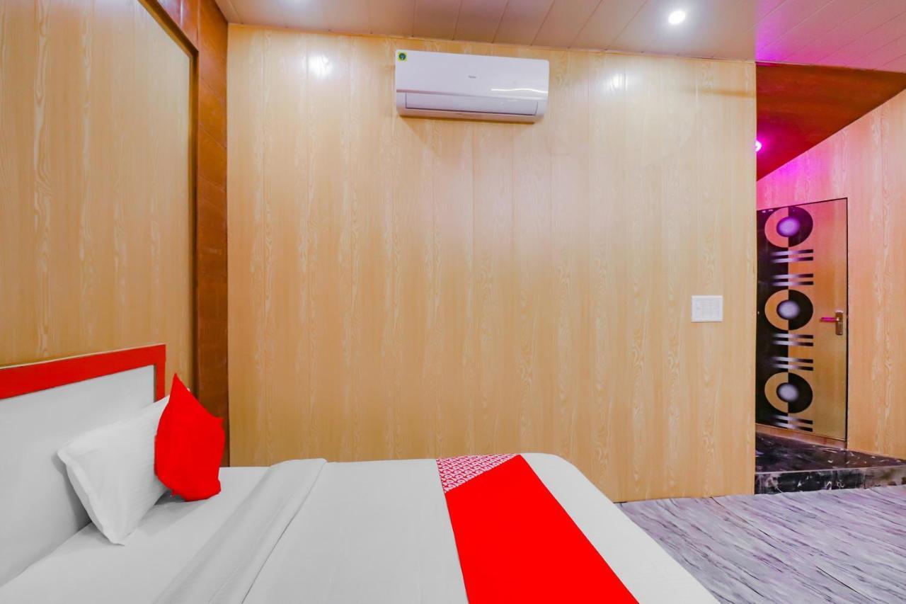 Super Oyo 78775 Yamnotri Dham Hotel