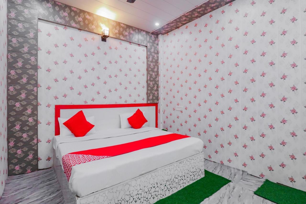 Super Oyo 78775 Yamnotri Dham Hotel